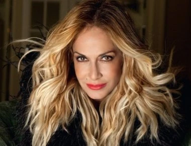 Υποψηφιότητα της Άννας Βίσση για τις ευρωεκλογές «βλέπουν» κυπριακά ΜΜΕ